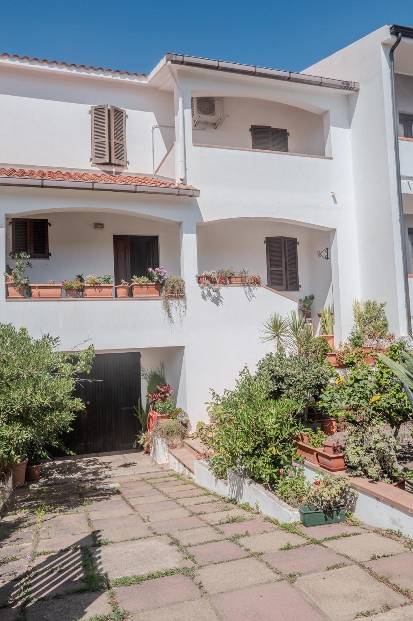 Alba B&B Portoscuso Eksteriør billede